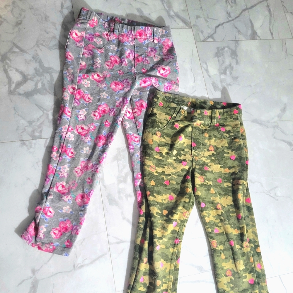 2pc Camouflage heart stretchy multicolor pants & Flower print grey pants .